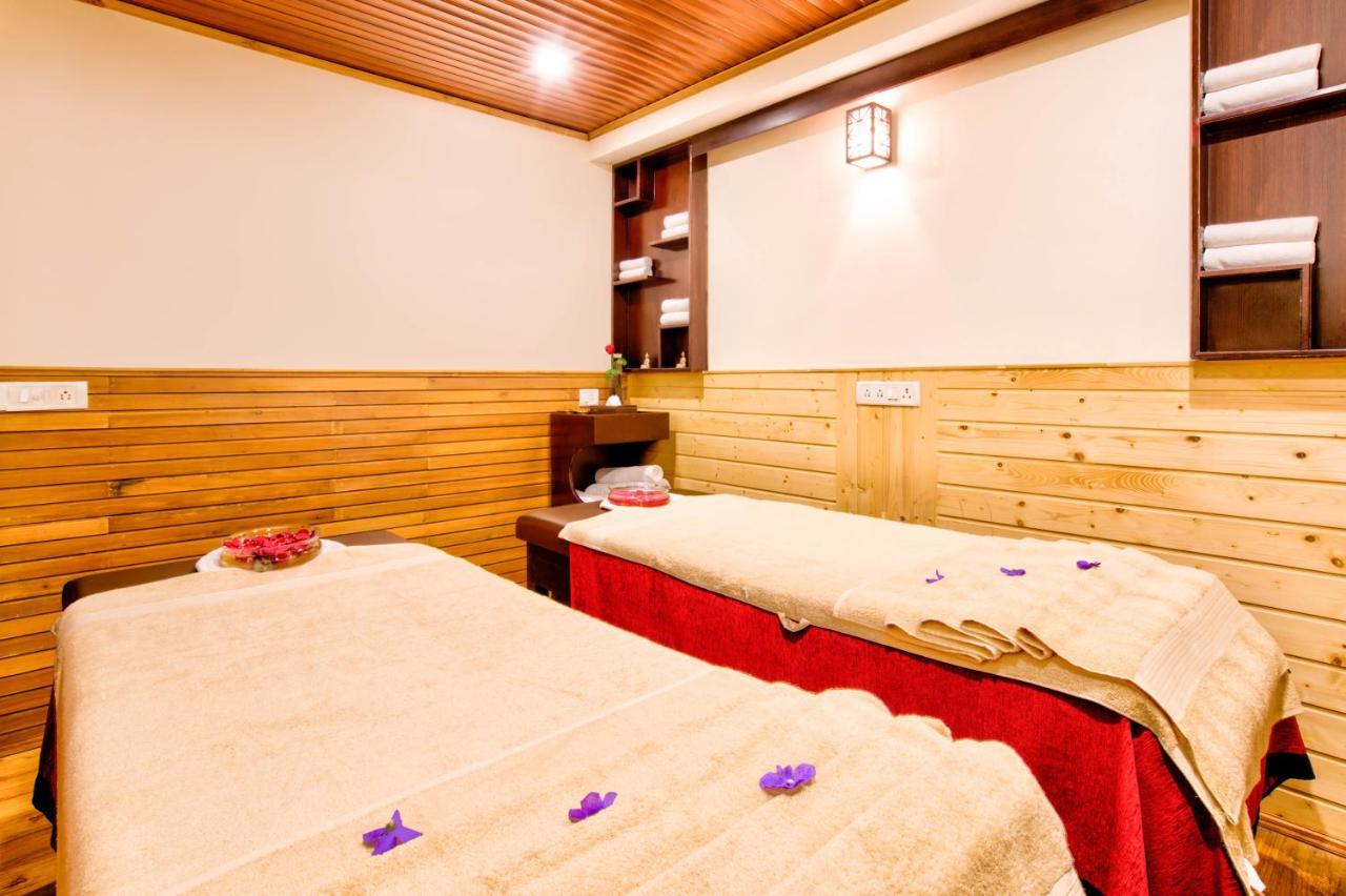 Summit Ttakshang Residency Hotel & Spa Mg Marg Gangtok Exterior foto